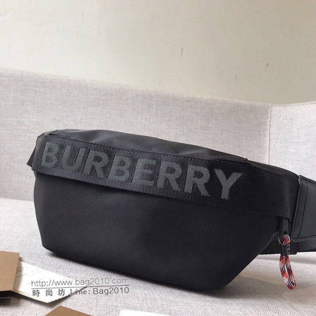 Burberry專櫃新款包包 巴寶莉黑色帆布腰包胸包挎包  db1007